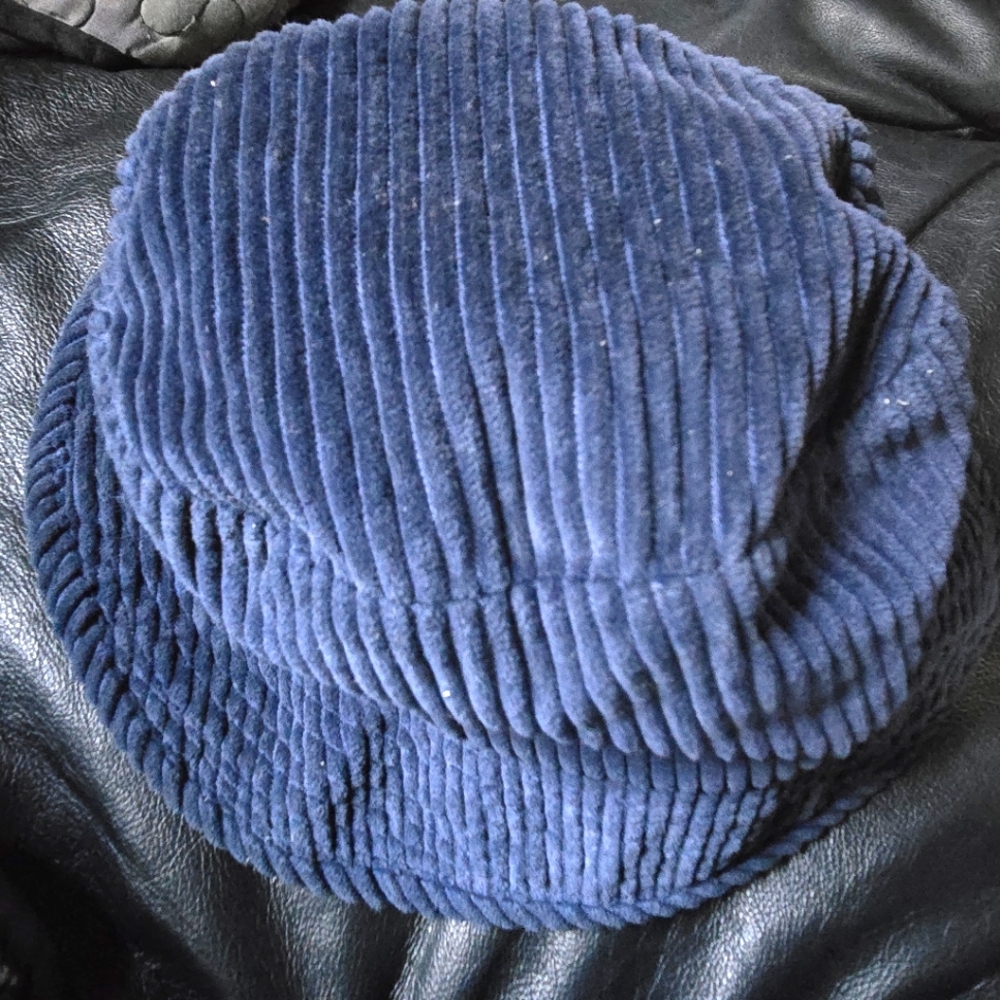 Santa Cruz Blue Corduroy Bucket Hat - Picture 1 of 4